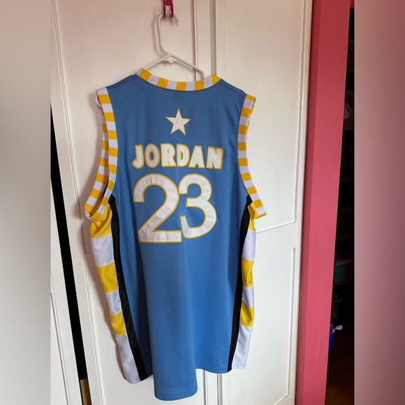 Jordan Jersey School Yard Legends Limited Edition - Picture 2 of 7